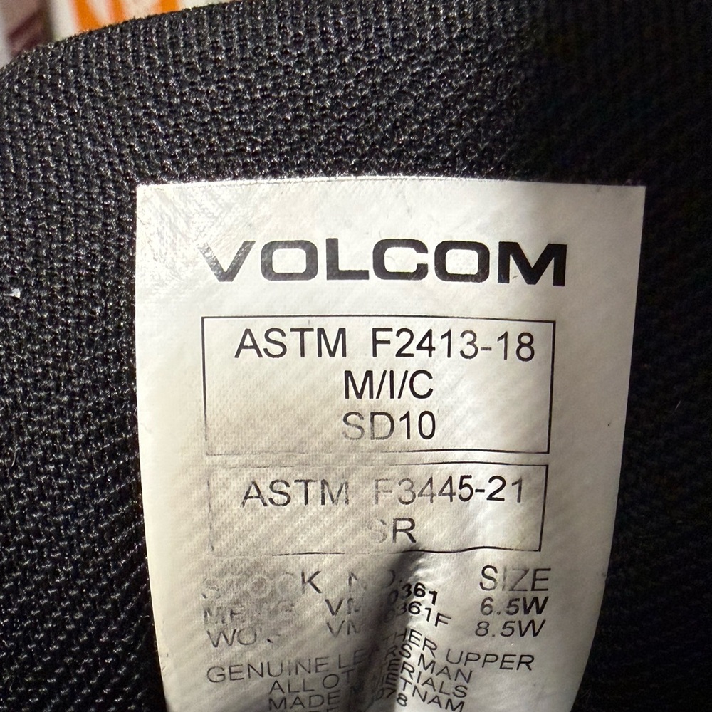 Volcom Composite Toe Work Shoes - Picture 4 of 4